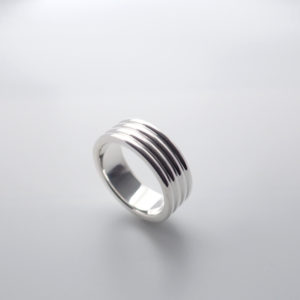 リング  "Ciara(シアラ)" シルバー 幅7MM